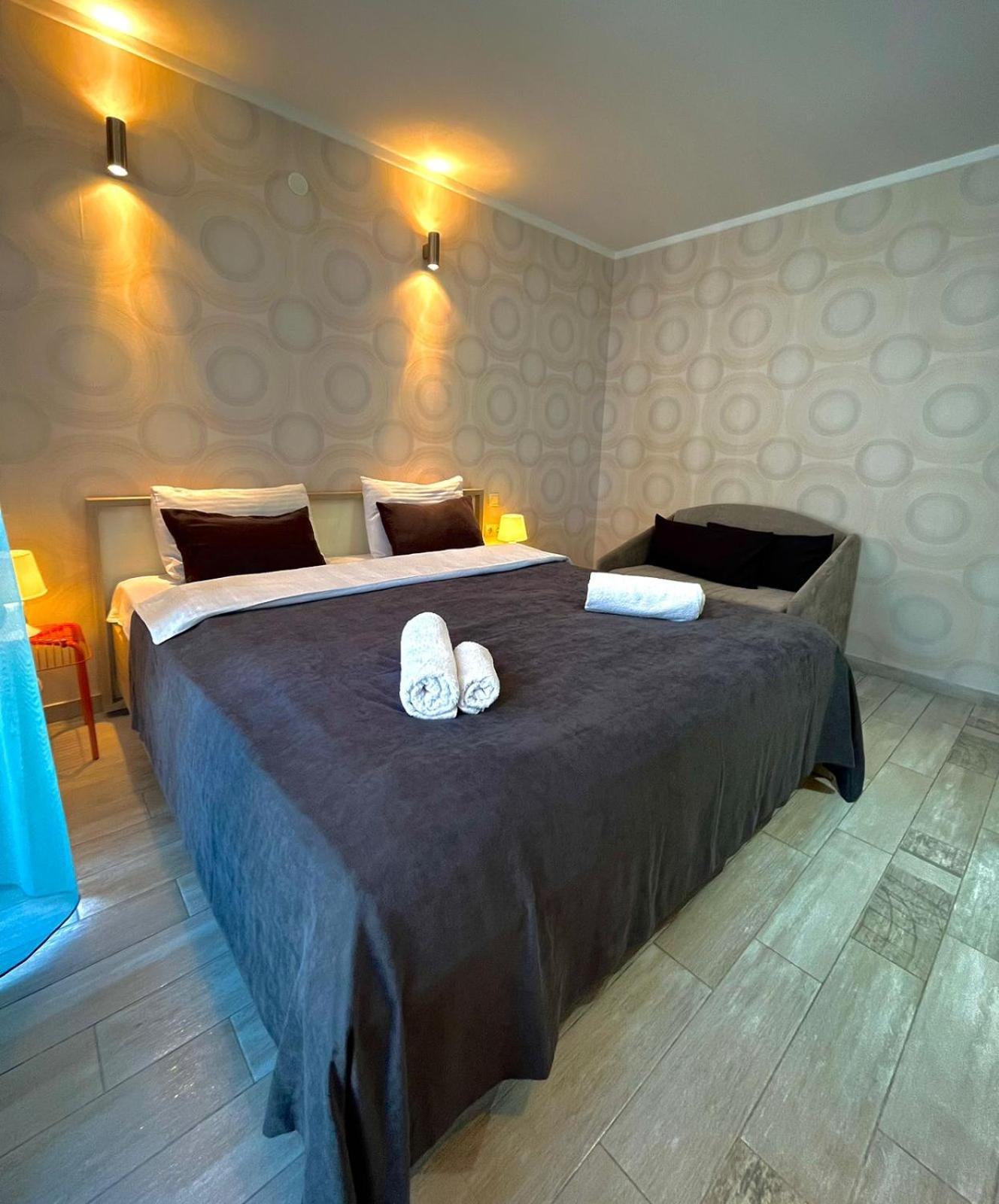 Aparthotel Holiday Lux Batumi Esterno foto